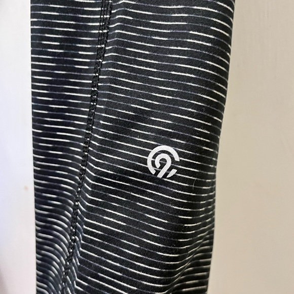 Champion Active Workout Yoga Gym Running Capri Leggings black white Plus Sz XXL - Picture 3 of 4